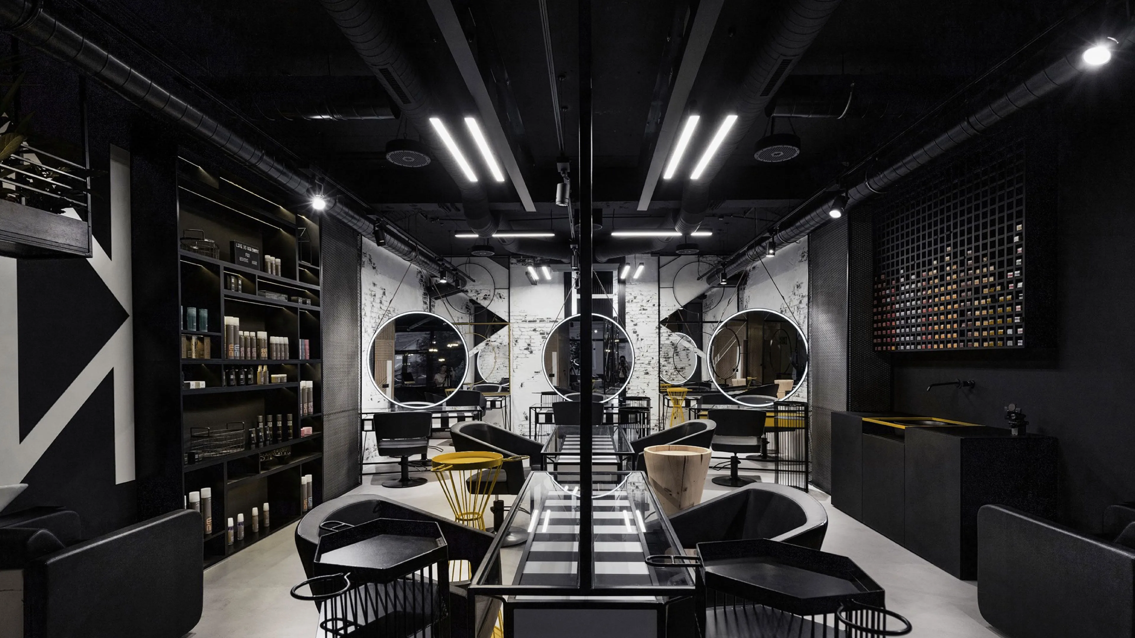 Hairgonomay environment branding